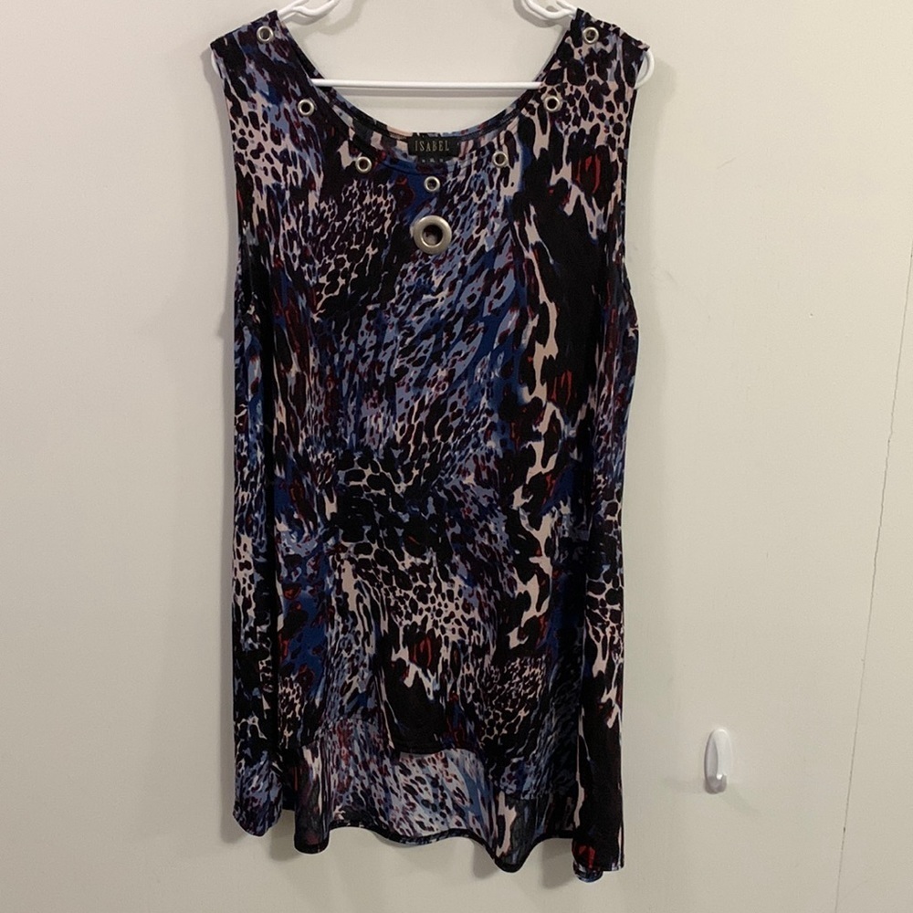 Isabel High Low long tank top Size XL with fun rivets